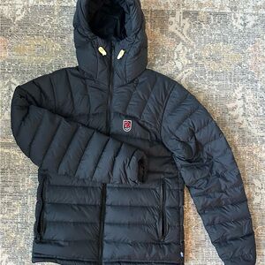 Fjallraven Black Puffer Jacket
